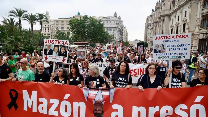Valencia vuelve a la calle: miles de personas exigen responsabilidades por la dana y reclaman el fin del aforamiento de Mazón