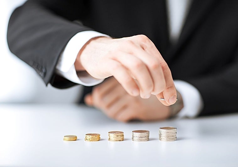 La banca española sube por primera vez en un año la remuneración de todos los depósitos, impulsada por el euríbor y la tensión geopolítica