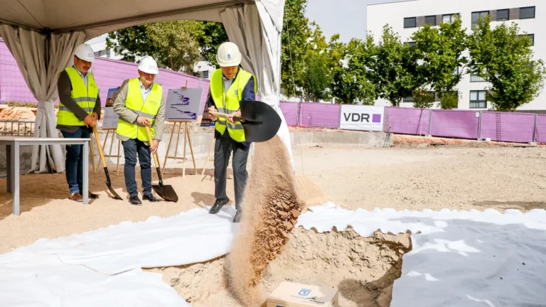 Madrid lanza su primer sorteo de vivienda pública para rentas medias con arraigo mínimo de cinco años y sin historial de ocupación ilegal