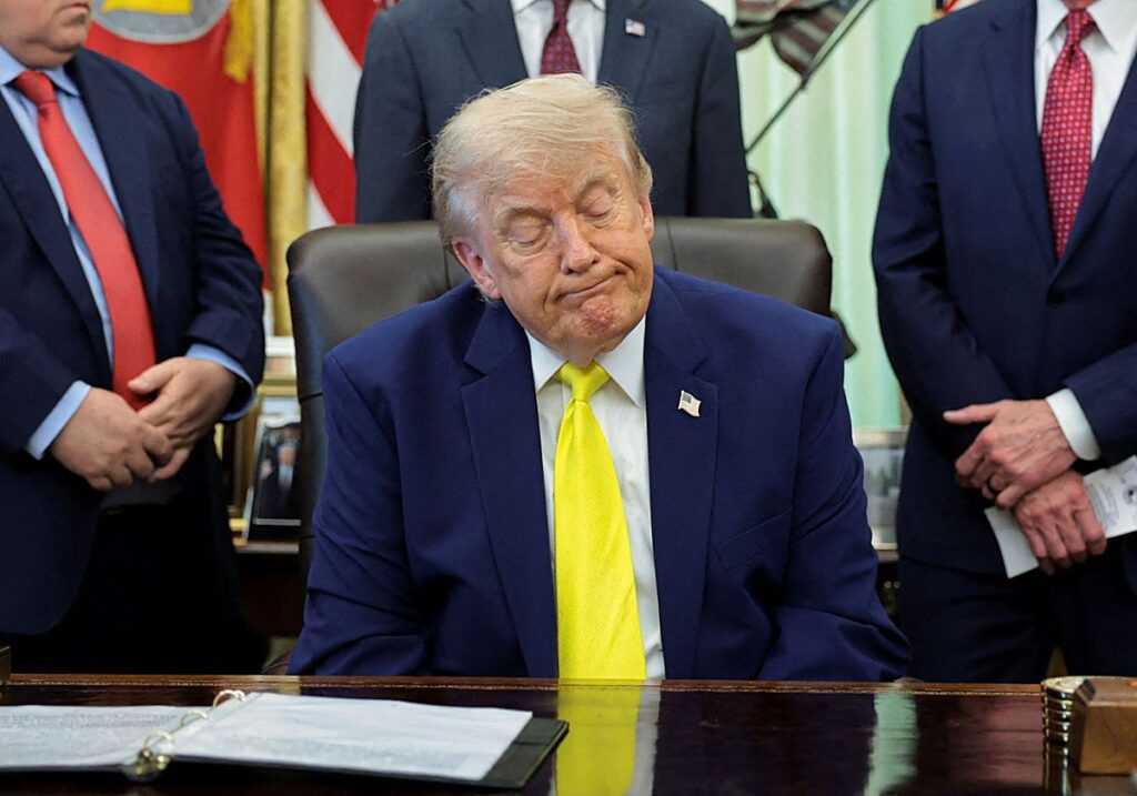Trump cumple 80 años: del carisma populista al declive de un proyecto político frágil