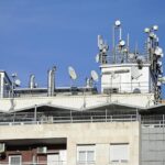El Gobierno blinda a miles de ayuntamientos frente a reclamaciones de 1.500 millones de euros de las grandes operadoras de telecomunicaciones