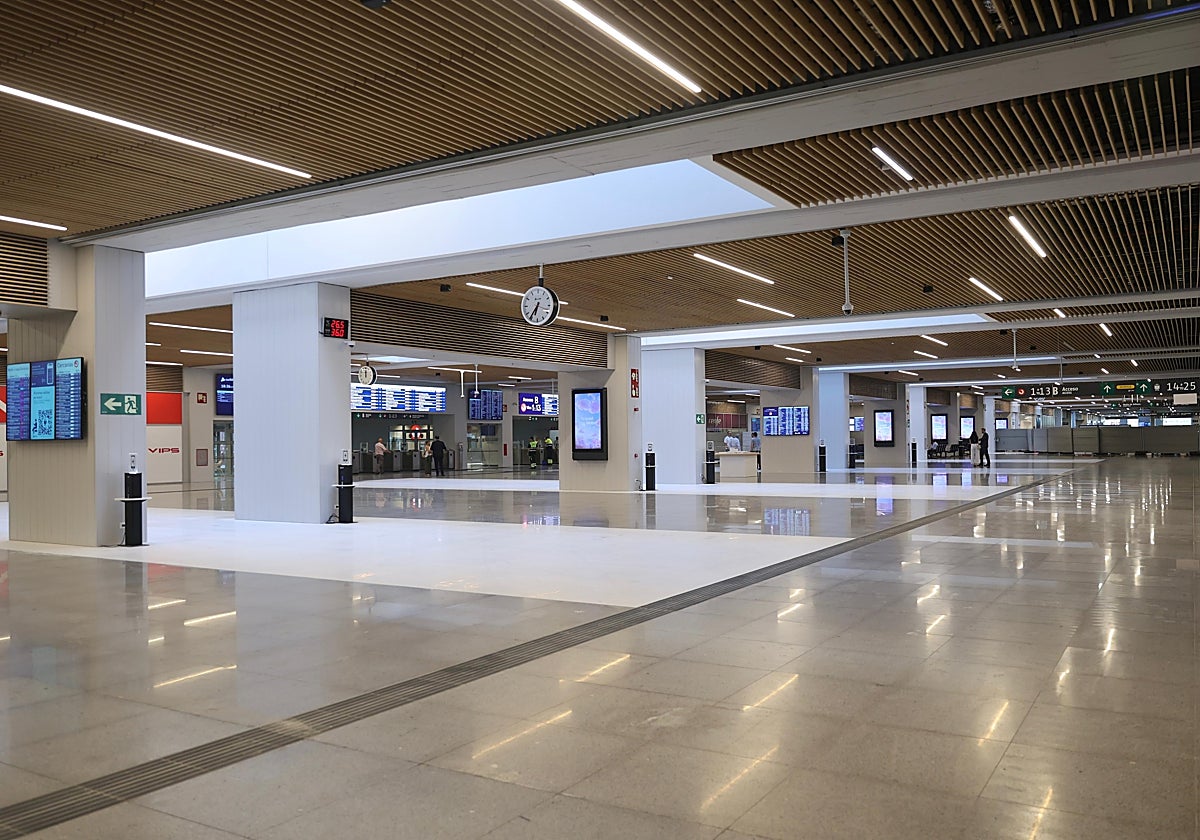 Chamartín reabre su vestíbulo principal tras cuatro años de obras y una inversión de 560 millones de euros