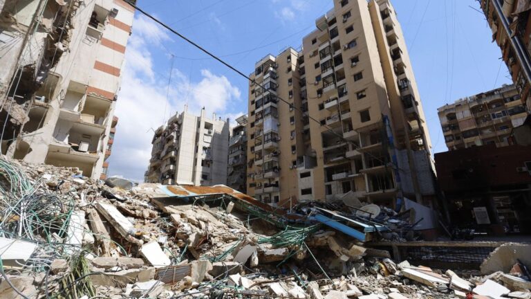 Israel bombardea el sur de Beirut y viola el alto el fuego renovado: dos muertos y veinte heridos