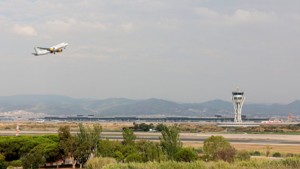 El aeropuerto de Barcelona añade once nuevos destinos este verano y supera en crecimiento a Heathrow, Madrid y Fráncfort
