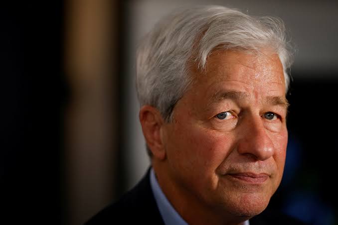 JPMorgan bajo la lupa: las denuncias de un informante reabren el caso Epstein y cuestionan a Jamie Dimon