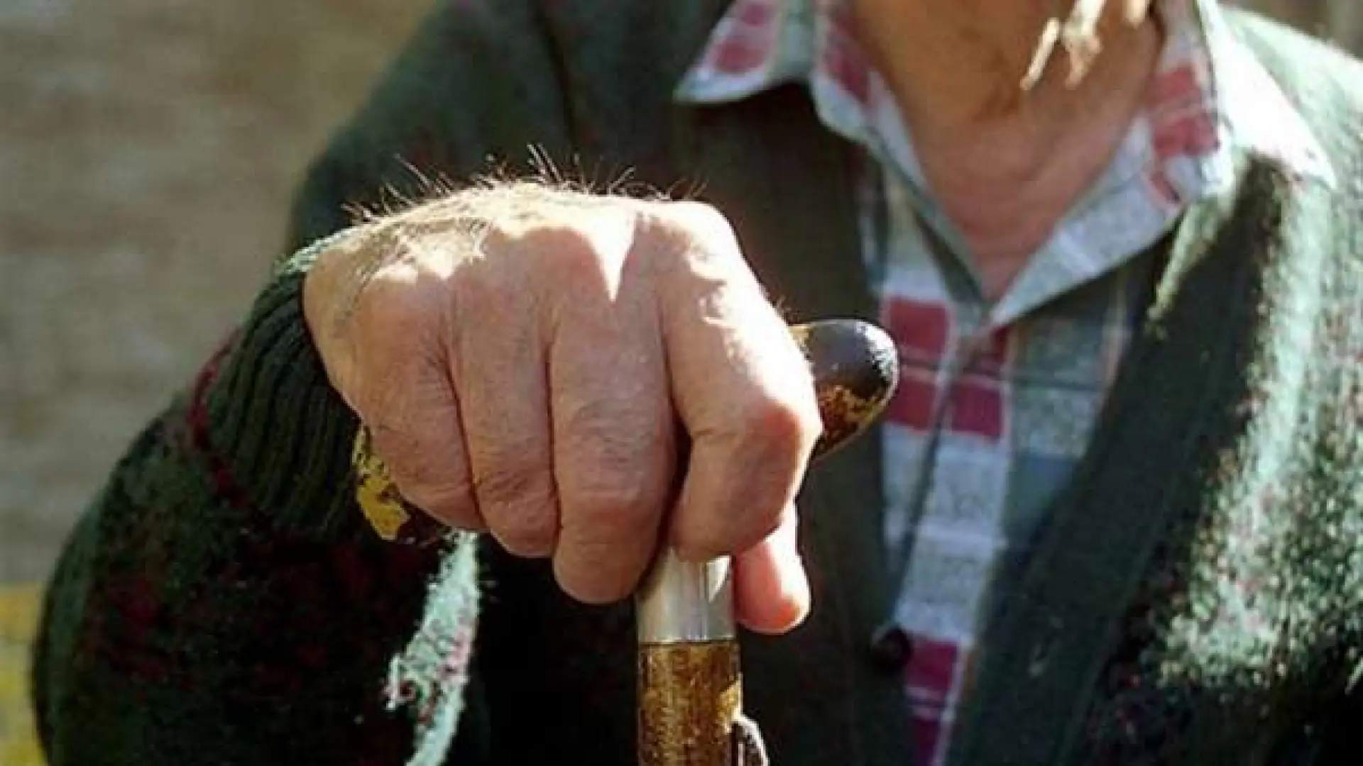 Cuatro años de prisión por una estafa sentimental de 400.000 euros a un anciano viudo