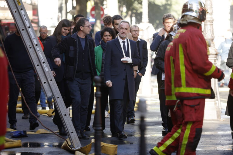 Crisis en Francia: el alcalde de París exige responsabilidades al Gobierno tras la oleada de violencia