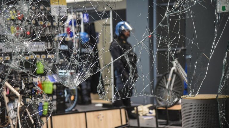 Soldados en las calles de Milán: la respuesta del Gobierno Meloni a los disturbios y sus riesgos jurídicos